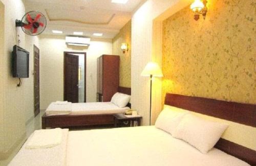 Tan Thuan Dong Hotel | Quang Huy Hotel