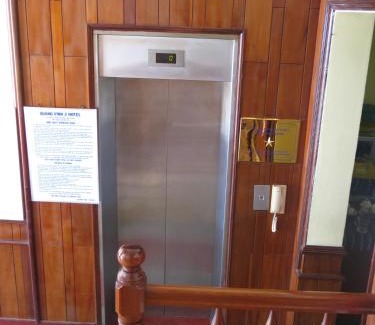 Vinh Hai Hotel | Quang Vinh 2 Hotel