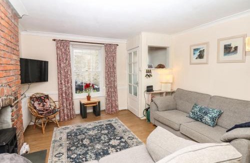 Flushing Casa | Quarry Cottage