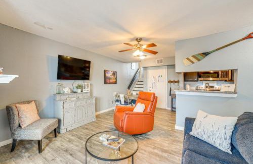Galveston Apartamento | quarter Mi to Seawall Relaxing Galveston Condo!