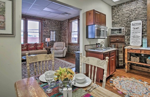 Ponchatoula Apartamento | ¡Cuartos por encima del Courtyard-Near Strawberry Festival!