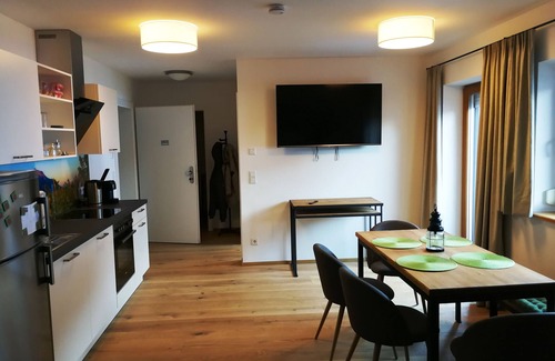 Groedig Apartamento | Quartier No.7 - XL Serviced Living with a view of Untersberg