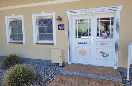 Zingst Apartamento | Quartier4u - 4 Sterne - inklusive eigene BikeBox mit Strom - Wäschepaket - POWER WLAN - Parkplatz - early CheckIn - # Bestpreisgarantie #