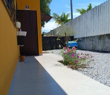 Pontal do Sul Casa | Quarto 2 Privado Confortável em Pontal do Sul