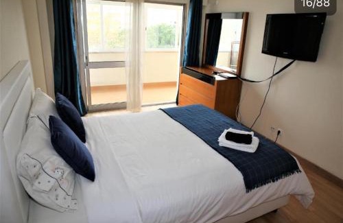 Alto do Pina Casa | Quarto 3 Suíte com ar acondicionado Areeiro