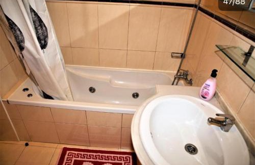 Alto do Pina Casa | Quarto 3 Suíte com ar acondicionado Areeiro