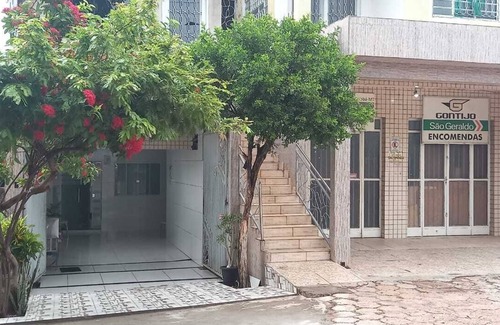 Despraiado Casa | Quarto Aconchegante Próximo a Rodoviária