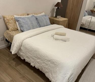 Reboleira Casa | Quarto aconchegante