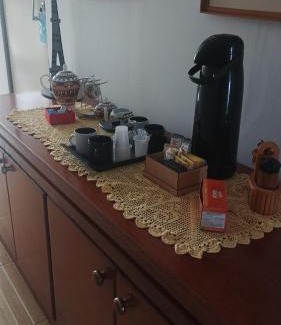 Merces Casa | Quarto amplo no Portão