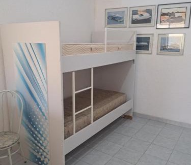 Jardim Guanabara Casa | Quarto Com Banheiro Independente