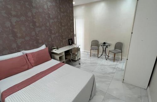 Centro Casa | Quarto com banheiro privado em casa de família 15km de Belém