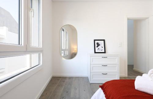 Seixal Casa | Quarto confortável em casa com Piscina