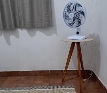 Duque de Caxias Casa | Quarto econômico 25 de agosto