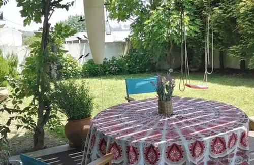 Maia Apartamento | Quarto em Ambiente Familiar