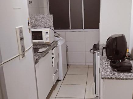 Estoril Casa | Quarto em apartamento completo no Estoril