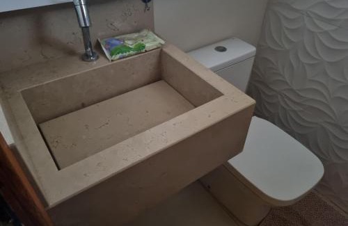 Indaiatuba Casa | Quarto em Condominio,Vaga Carro, Aeroporto viracopos,Café de Padaria, Vaga auto, Lazer Completo