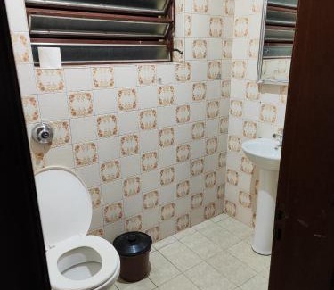 Nossa Senhora de Lourdes Casa | Quarto inferior 10 pessoas.