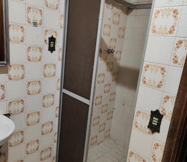 Nossa Senhora de Lourdes Casa | Quarto inferior 10 pessoas.