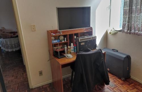 Jardim Santa Helena Casa | Quarto no Centro de Juiz de Fora