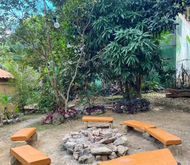 Vale do Capao Casa | Quarto para 6 a 900m da Vila do Capão