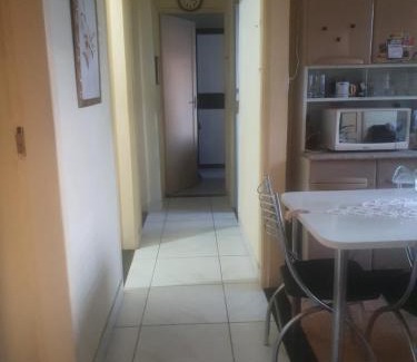 Del Castilho Casa | Quarto privativo em Del Castilho