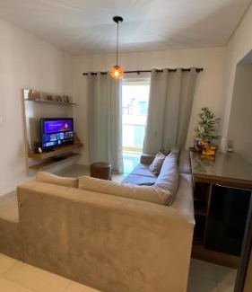 Andorinha Casa | Quarto Suíte em apto compartilhado com anfitrião Mandi a 250m do Mar