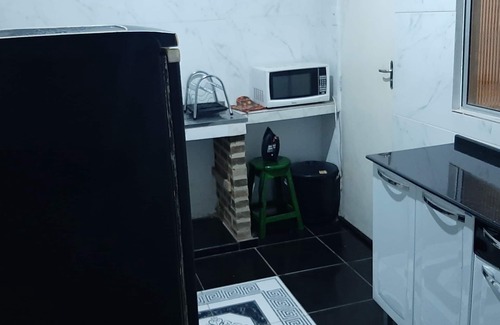 Gavea Casa | Quarto Suite e Cozinha na Gavea