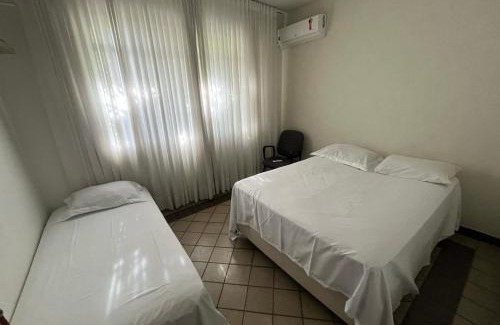 Goiania Casa | Quartos Quintal Bueno! Com ar, tv e internet no melhor bairro de Goiânia! Perto do Goiânia Shopping, Parque Areião Hospital Premium Mater Dei OVG Vaca Brava Marista Campo do Goiás!