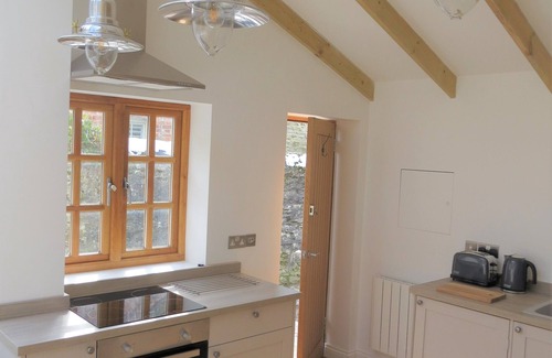 Charlestown Cabaña | Quay Courtyard, cottage on Quay Road, alongside Charlestown Harbour.