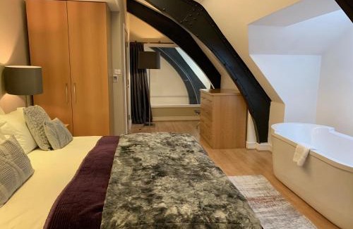 Leeds City Center Apartamento | Quebecs Luxury Aparthotel