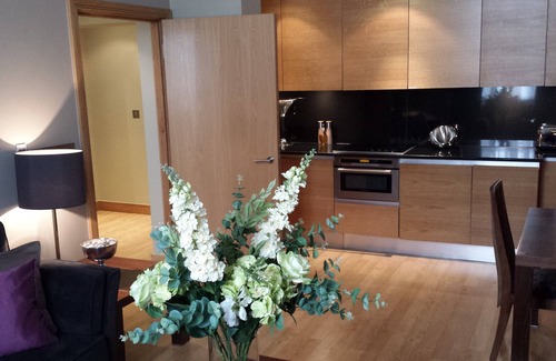 Leeds City Center Apartamento | Quebecs Luxury Aparthotel