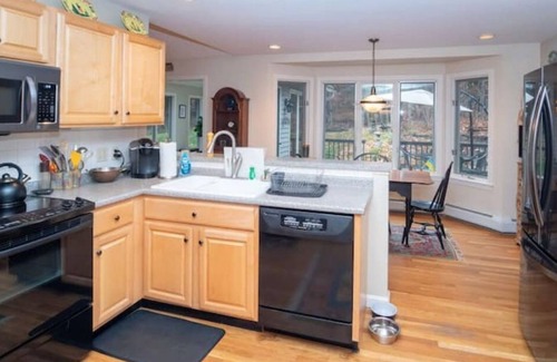 West Hartford Casa | Quechee at its finest