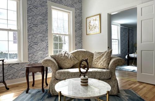 Bar Harbor Hotel | Queen Anne's Revenge