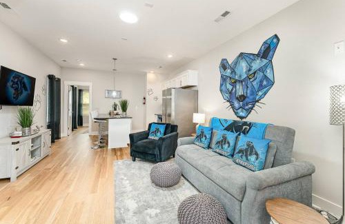 Third Ward Casa | Queen City's Den Uptown