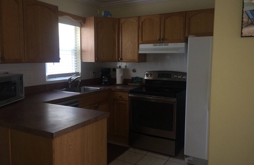 Bradenton Beach Cabaña | Queen's Gate Resort