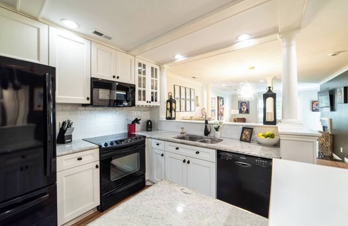 Cherry Condominio | Queen's Road 2bdrm