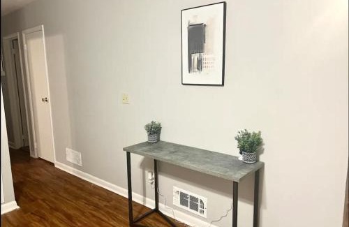 Morrow Casa | Queen Suite - Private Entrance - WiFi