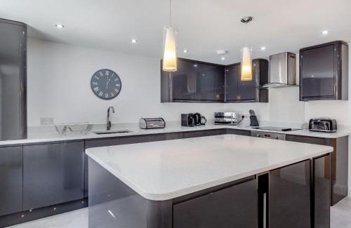 Eastgate Apartamento | Queen Victoria Suite