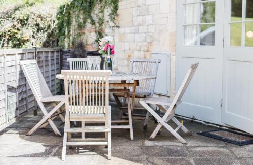 Winchcombe Casa | Queens