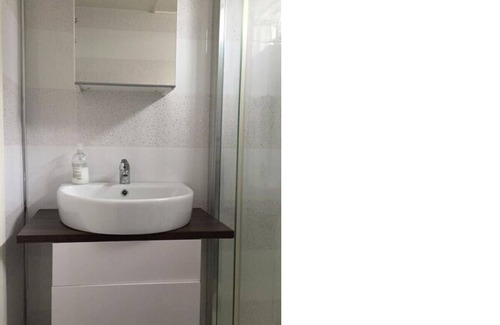 Cheetham Hill Casa | Queens Guesthouse Manchester