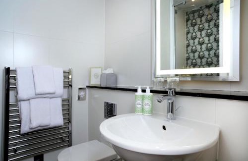Cheltenham Hotel | Queens Hotel Cheltenham
