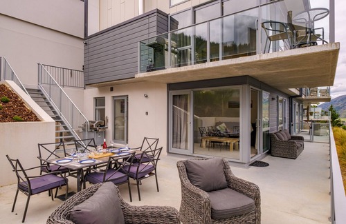 Frankton Cabaña | Vistas al lago Queenstown - Apartamento en la planta baja