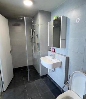 Kota Kinabalu Apartamento | Quennie homestay