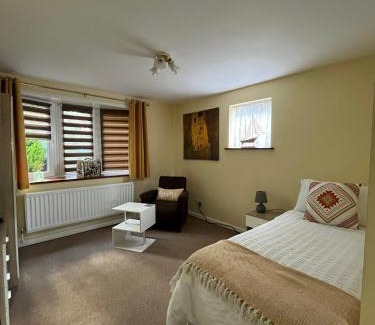 Southampton Apartamento | Quest Fulfiller - Near General Hospital, Free Parking & Garden