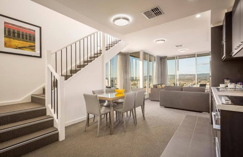 Adelaide Central Business District Apartamento | Quest King William South