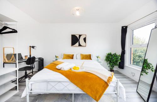 Stratford Apartamento | Quick Access to London City, Self Check-in!