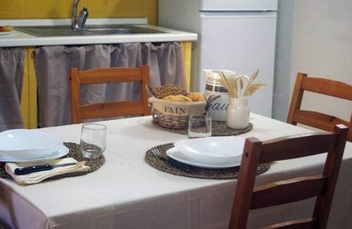 Viverone Apartamento | Quick Home - Ninfea - One Bedroom Apartment, Sleeps 4