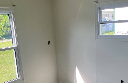 Bristol Casa | Quick Walk to Painter Creek Marina on SOHO- Sleeps 5!