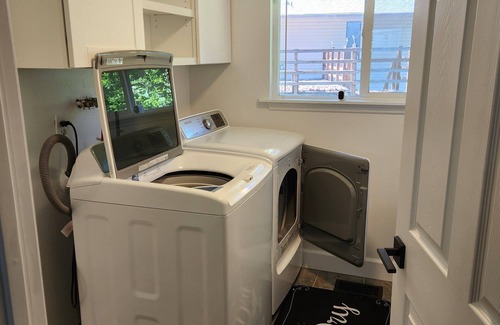 University Place Casa | Quiet 1 bedroom 1 bathroom in University Place