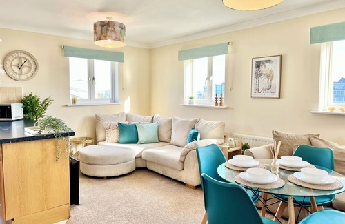 Hatfield Apartamento | Quiet 2-bed w/ gated parking in Hatfield
